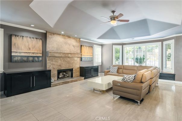 Fireplace, Interior, Living room, Recessed Lighting