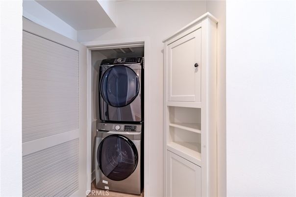 Interior, Utility Closets, Washer