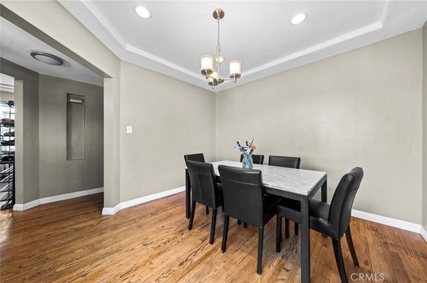 Chandelier, Dining room, Interior, Pendant Lights, Recessed Lighting, Wood Texture Flooring