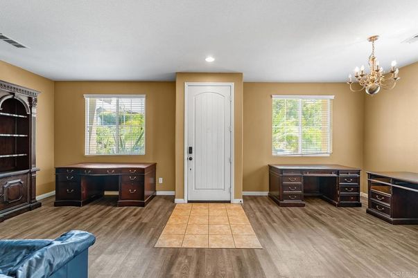 Chandelier, Interior, Recessed Lighting, Wood Texture Flooring