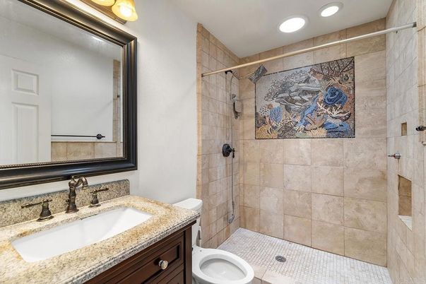 Bathroom, Interior, Recessed Lighting