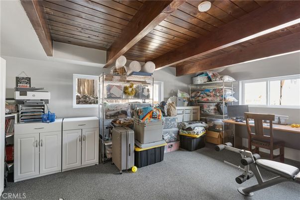 Fitness Equipment, Interior, Washer, Wooden Beams, Wooden Ceilings