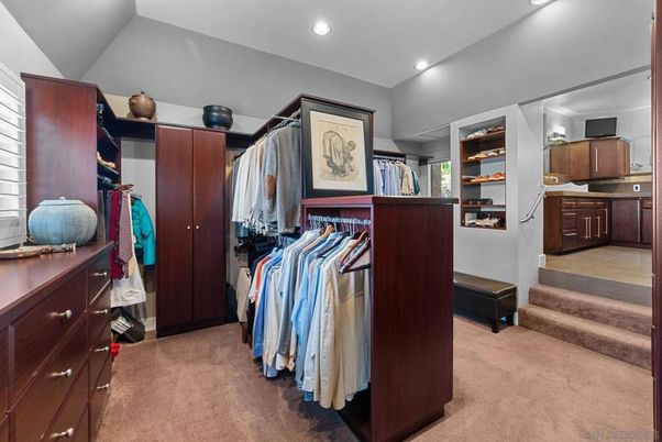 Interior, Recessed Lighting, Walk-in Closets