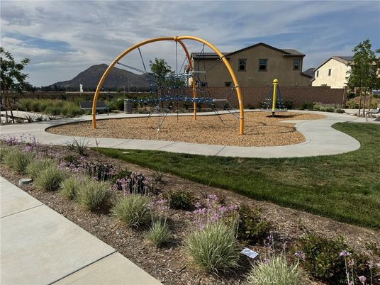 Backyard, Exterior, Playground