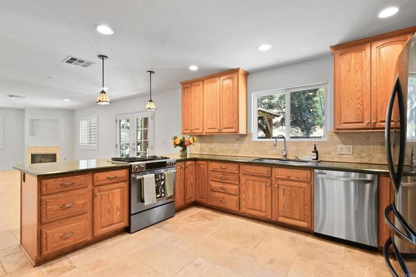 Interior, Kitchen, Pendant Lights, Recessed Lighting, Stainless Steel Appliances
