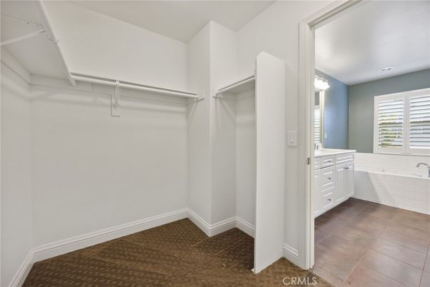 Interior, Walk-in Closets
