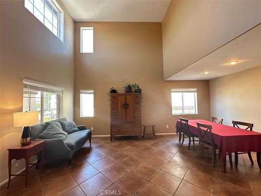 Dining room, Interior, Recessed Lighting