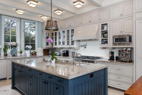 Interior, Kitchen, Pendant Lights, Stainless Steel Appliances