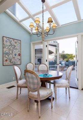 Chandelier, Dining room, Interior, Sun Room