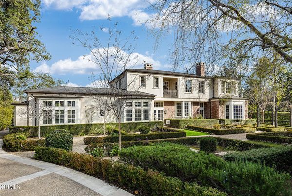 Backyard, Exterior, Facade, Georgian