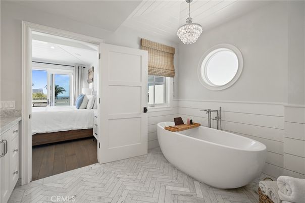 Bathroom, Bedroom, Chandelier, Free Standing Baths, Interior, Marble, Wood Texture Flooring