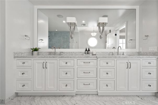 Bathroom, Dual Sink Vanities, Interior, Marble, Recessed Lighting