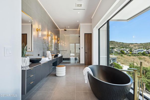 Bathroom, Dual Sink Vanities, Free Standing Baths, Glass Shower, Interior, Recessed Lighting
