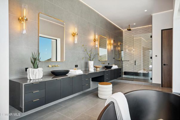 Bathroom, Dual Sink Vanities, Glass Shower, Interior, Recessed Lighting