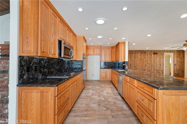 Interior, Kitchen, Recessed Lighting