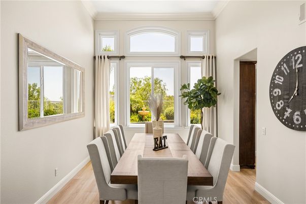 Dining room, Interior, Wood Texture Flooring