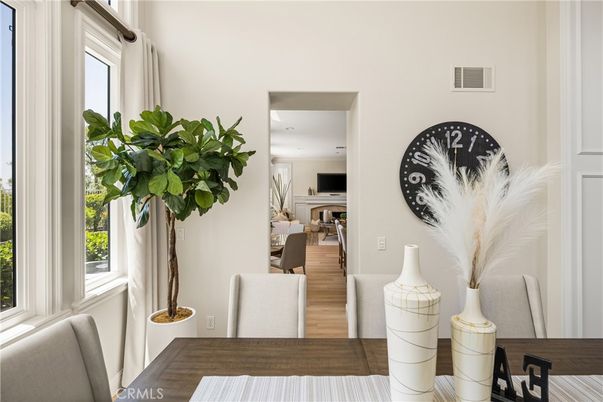 Dining room, Interior, Recessed Lighting