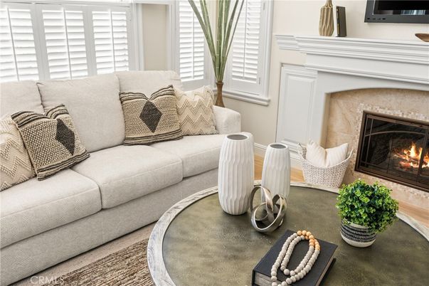 Fireplace, Interior, Living room