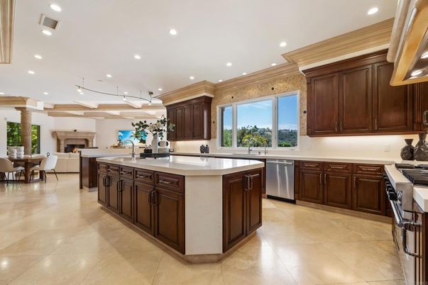Dining room, Fireplace, Interior, Kitchen, Pendant Lights, Recessed Lighting, Stainless Steel Appliances