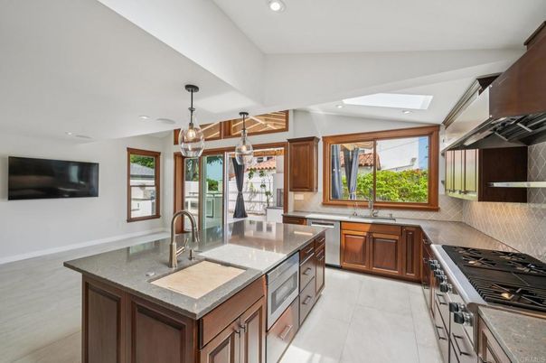 Interior, Kitchen, Pendant Lights, Recessed Lighting, Stainless Steel Appliances