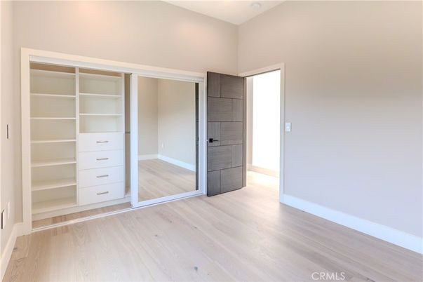 Empty room, Interior, Walk-in Closets, Wood Texture Flooring