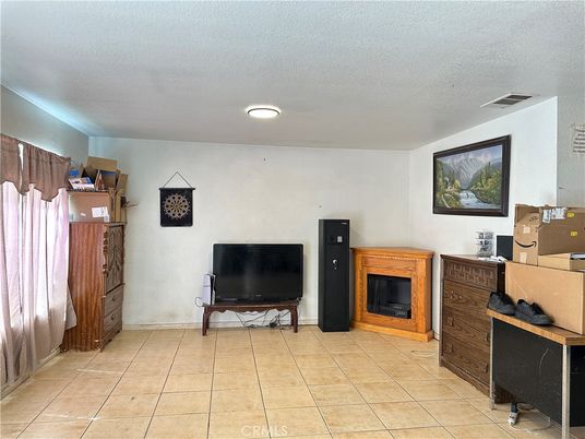 Fireplace, Interior, Recessed Lighting