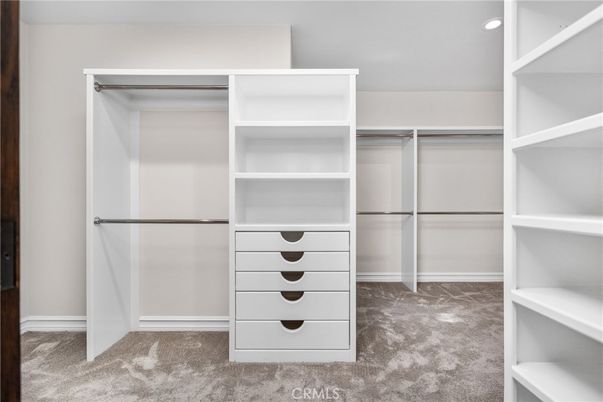 Interior, Walk-in Closets