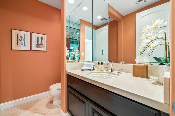 Bathroom, Interior, Recessed Lighting