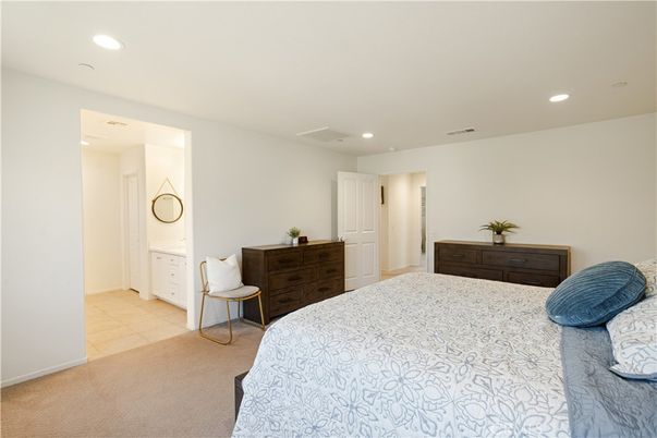Bedroom, Interior, Recessed Lighting