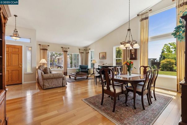 Chandelier, Dining room, Interior, Living room, Pendant Lights, Wood Texture Flooring