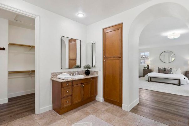 Bathroom, Bedroom, Interior, Recessed Lighting, Wood Texture Flooring