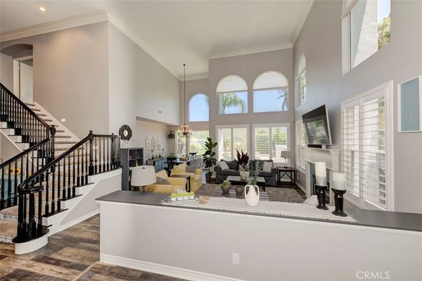 Interior, Living room, Pendant Lights, Recessed Lighting, Wood Texture Flooring