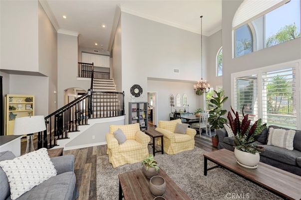 Chandelier, Dining room, Interior, Living room, Pendant Lights, Recessed Lighting, Wood Texture Flooring