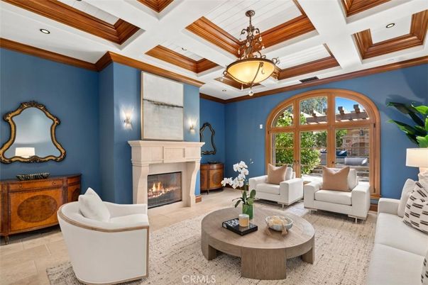 Fireplace, Interior, Living room, Pendant Lights, Recessed Lighting