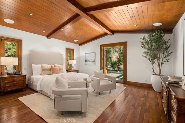 Bedroom, Interior, Recessed Lighting, Wooden Beams, Wooden Ceilings, Wood Texture Flooring