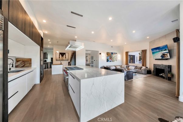 Fireplace, Interior, Kitchen, Living room, Pendant Lights, Recessed Lighting, Wood Texture Flooring