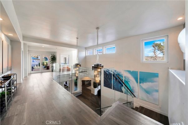 Interior, Pendant Lights, Recessed Lighting, Wood Texture Flooring