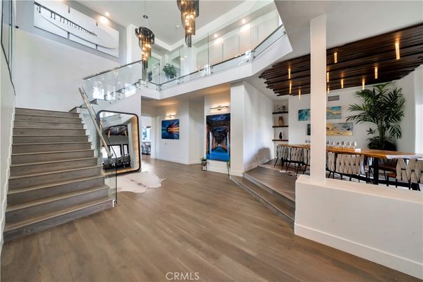 Interior, Pendant Lights, Recessed Lighting, Wood Texture Flooring