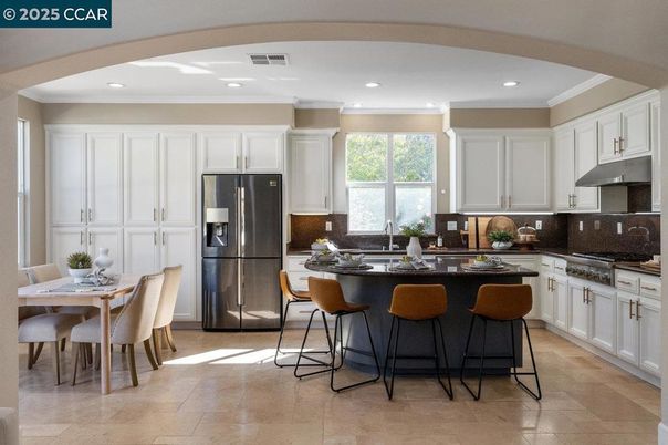 Dining room, Interior, Kitchen, Recessed Lighting