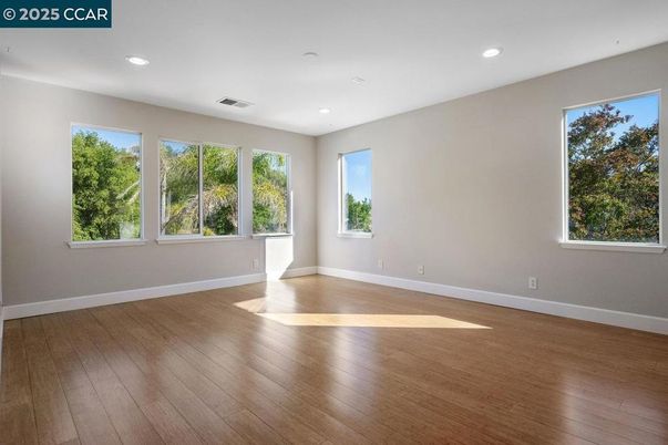 Empty room, Interior, Recessed Lighting, Wood Texture Flooring