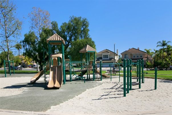 Backyard, Exterior, Playground