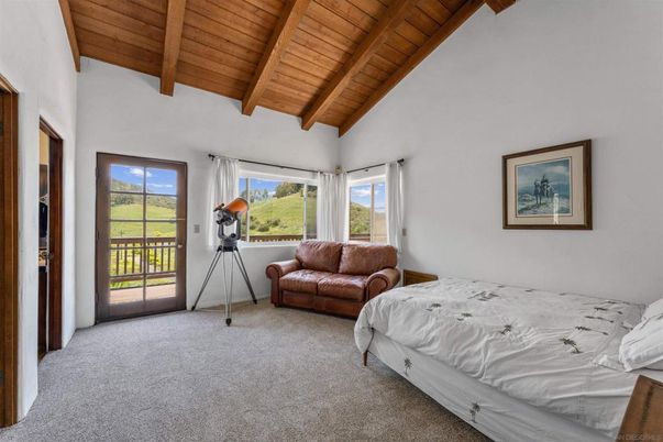 Bedroom, Interior, Wooden Beams, Wooden Ceilings