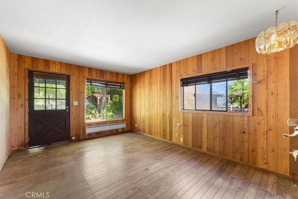 Chandelier, Empty room, Interior, Wood Texture Flooring, Wooden Walls