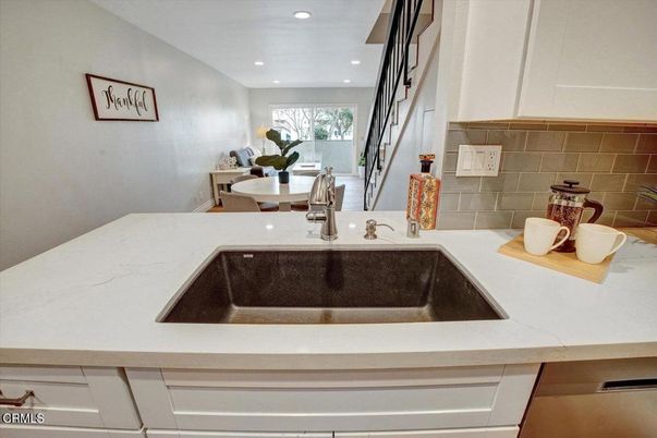 Dining room, Interior, Kitchen, Recessed Lighting