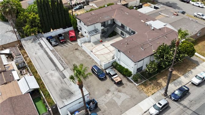 Exterior, Drone
