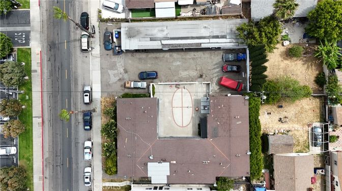 Exterior, Drone