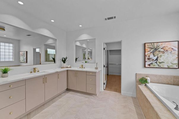 Bathroom, Dual Sink Vanities, Interior, Recessed Lighting