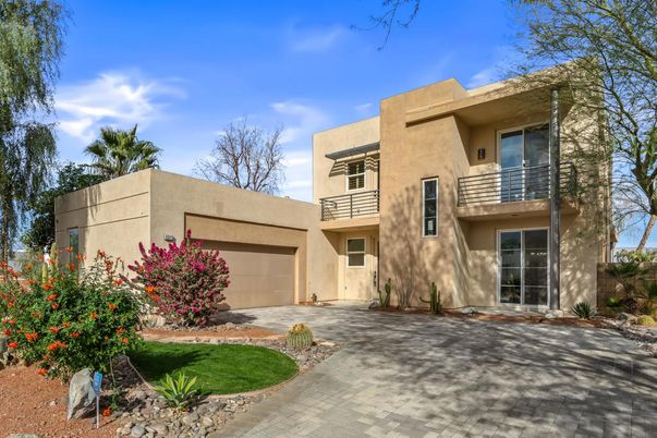 Attached, Exterior, Facade, Modern