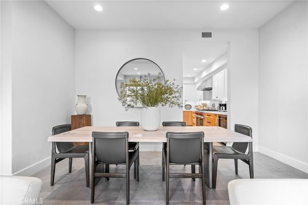 Dining room, Interior, Kitchen, Recessed Lighting