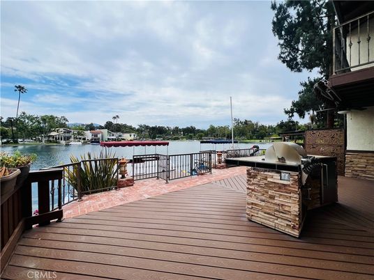 Exterior, Water